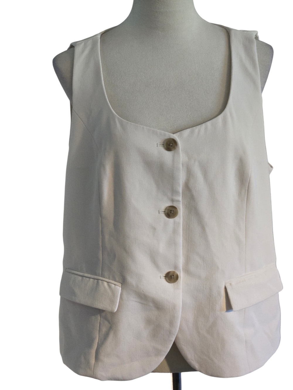 A New Day Women’s XL Cream Tailored Suiting Vest 3 Button Sleeveless NWT